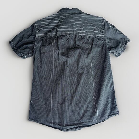 Helix Men’s Medium Short-Sleeve Button-Up Shirt Bundle (2) – Pinstripe & Plaid - Picture 10 of 15